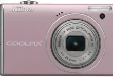 pink digital camera​