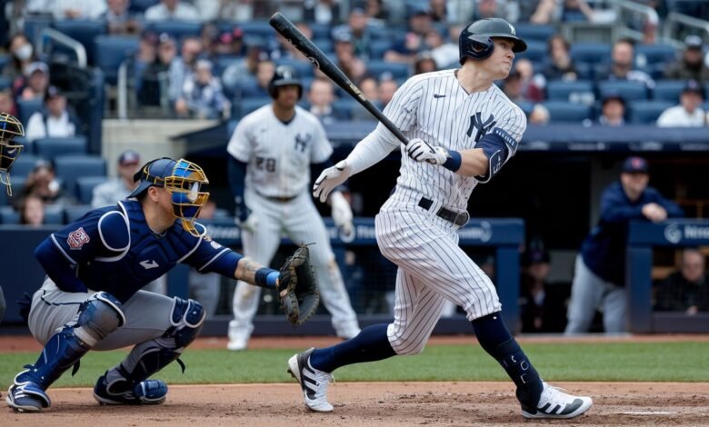 Yankees vs Padres match player stats